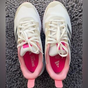 Adidas Women's TRAINING SHOES
EVERYSET- Cream and Pink Size: 8.5
